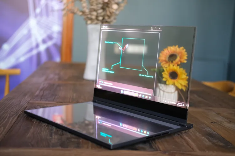 Lenovo Trasparent Laptop - fonte: TheVerge